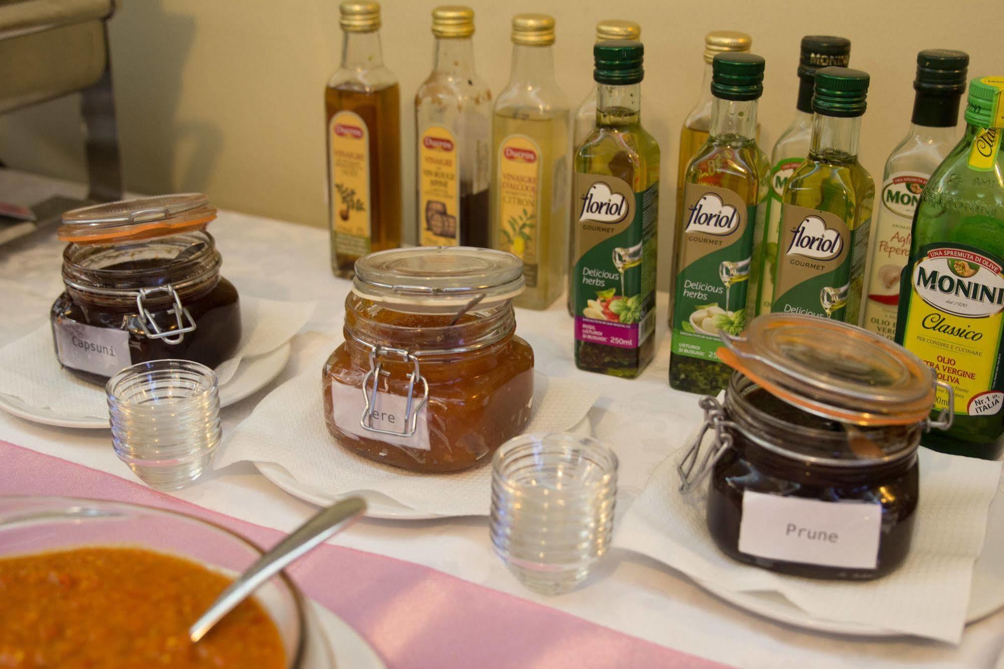 安提莫斯膳食公寓 Băile Felix 外观 照片